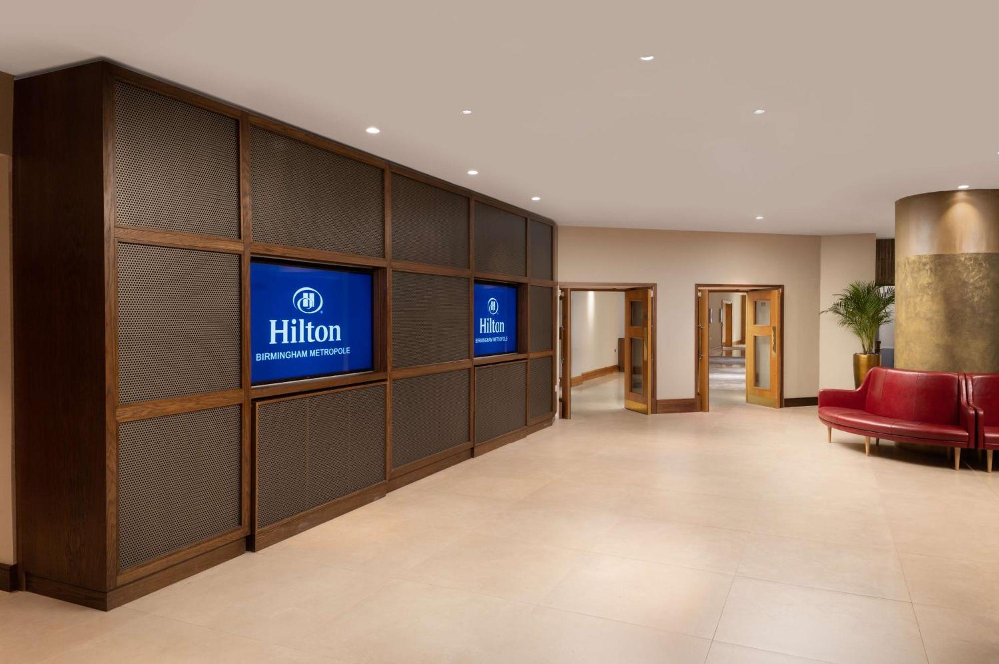 Hilton Birmingham Metropole Hotel Бекенхил Екстериор снимка